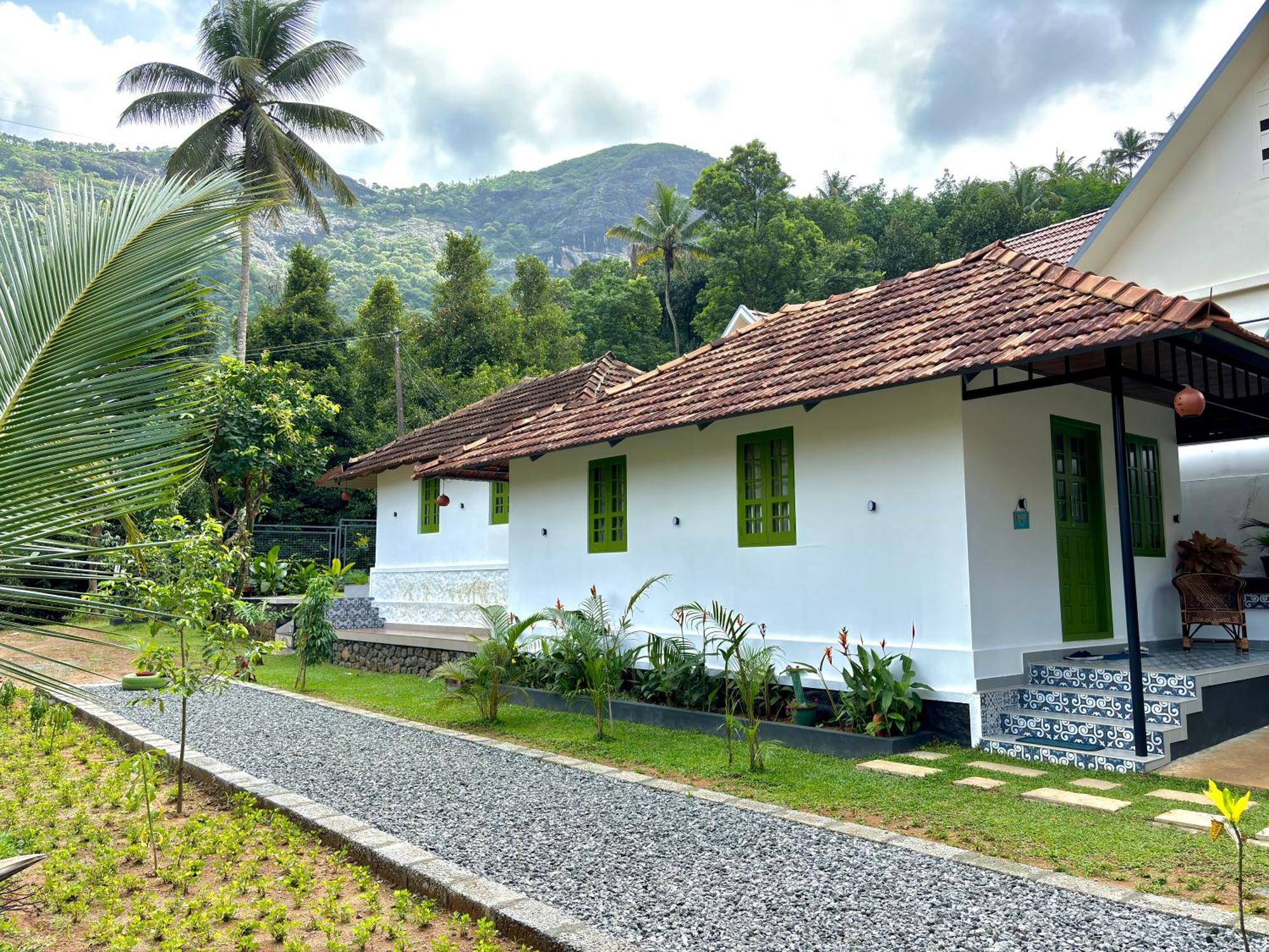 Calm Shack - 2 Bedroom-Boutique Farm Stay Munnar Exterior photo